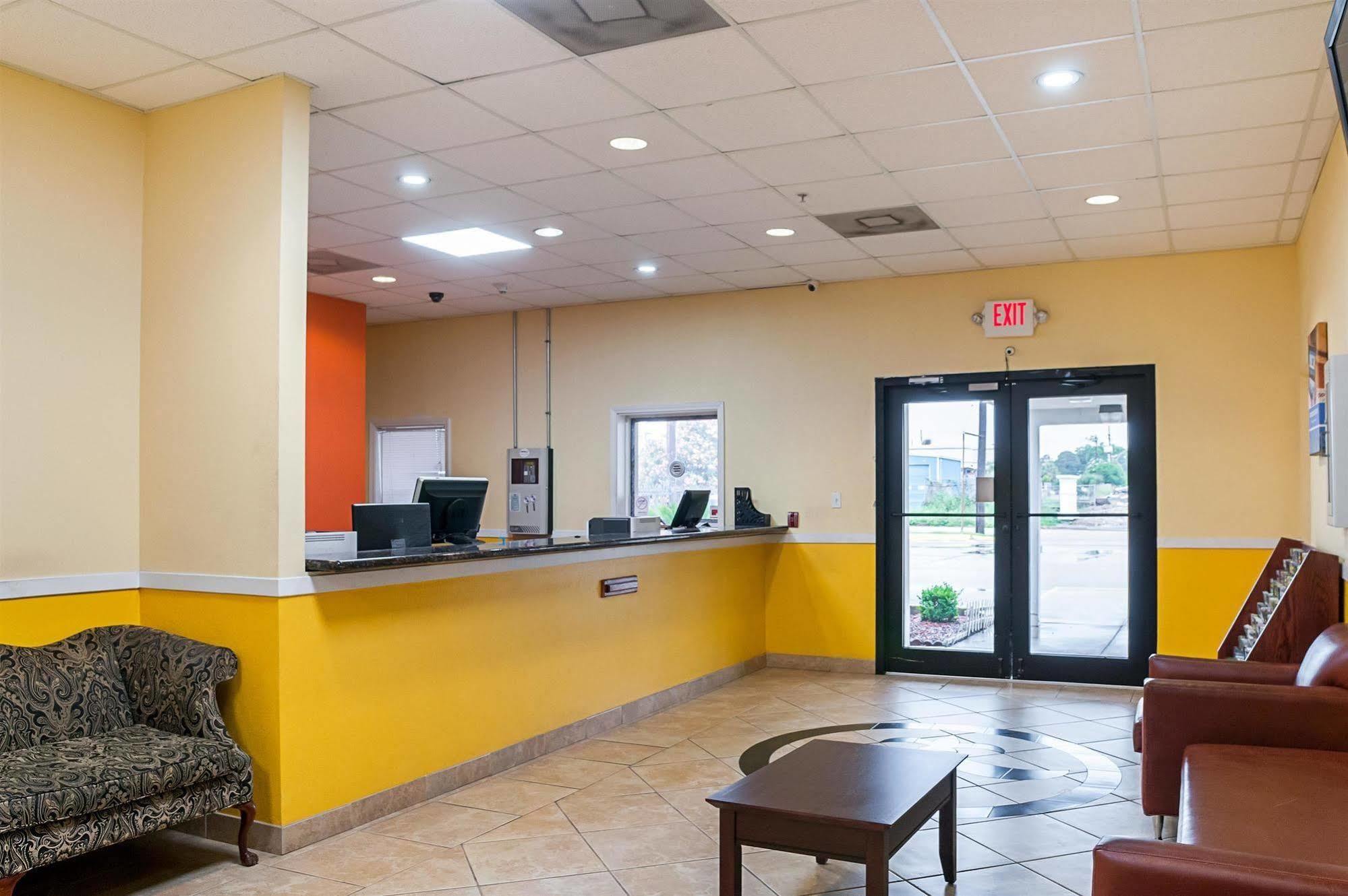Motel 6-New Orleans, La - Near Downtown Экстерьер фото
